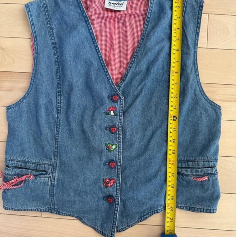 Vintage Meico Denim Vest – Cottagecore Mushroom Embroidery, Gingham Lining - Picture 4 of 8